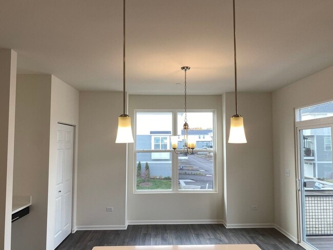 Photo - 29W710 Cambridge Ct