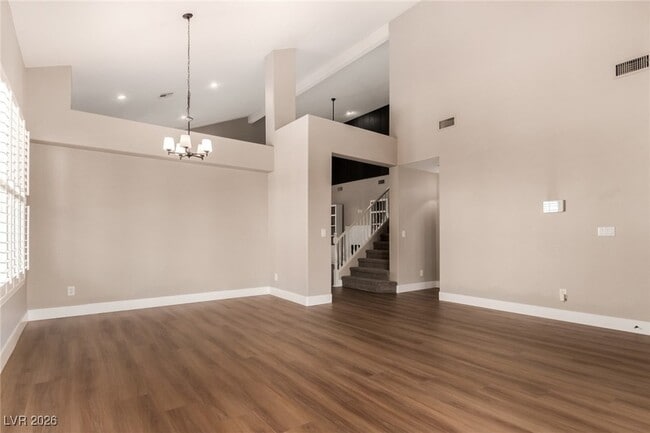 Photo - 264 Pointe Ranier Ave