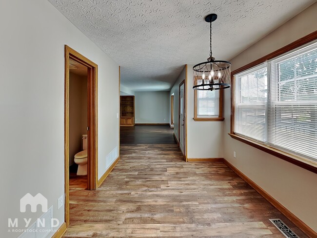 Photo - 801 Ashford Glen Dr