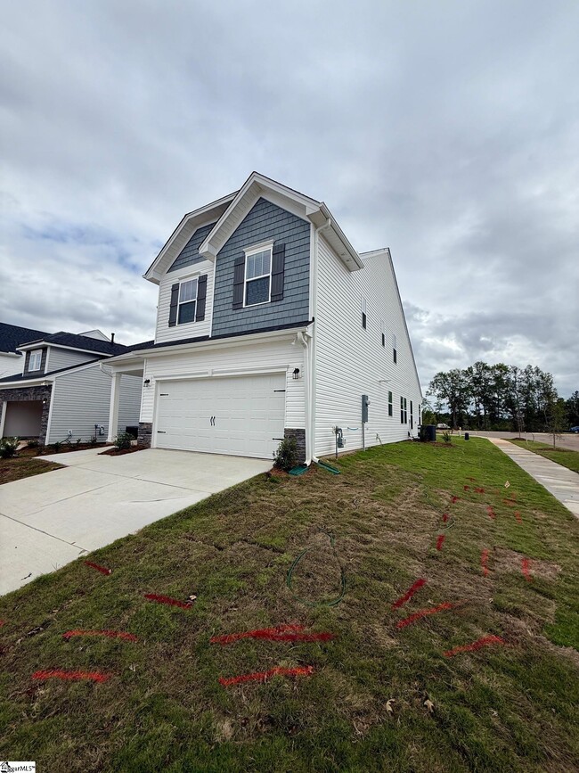 Photo - 141 Gervais Cir