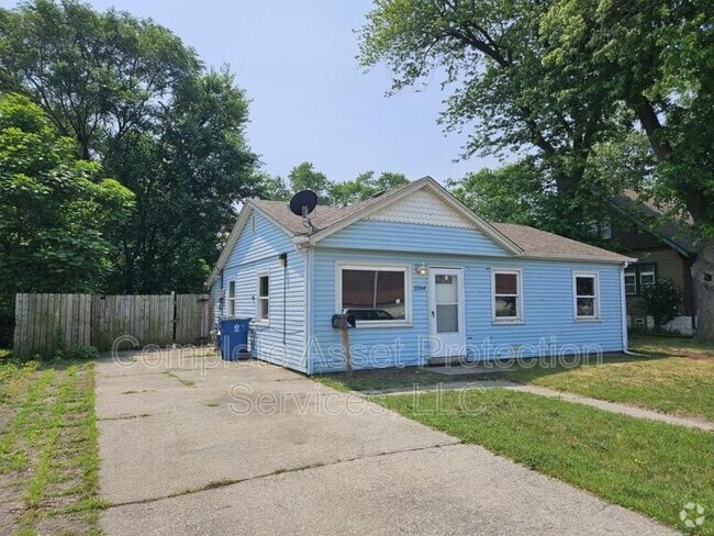 Building Photo - 1554 177th St Rental