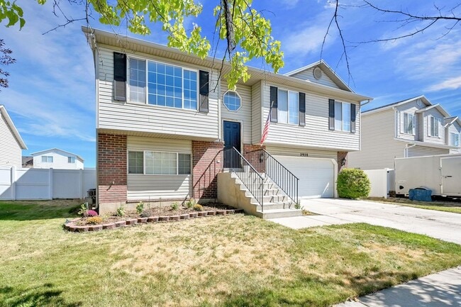 Photo - Beautifully Updated 4-Bedroom Home in Syracuse!