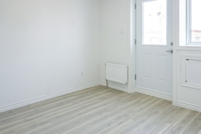 Photo - 630 Cummings Ave Unit 303