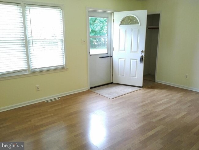 Photo - 9632 Leavells Rd