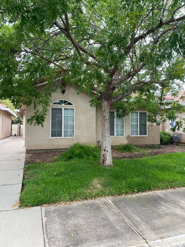 Photo - PRICE DROP - Perfect North Merced Location!