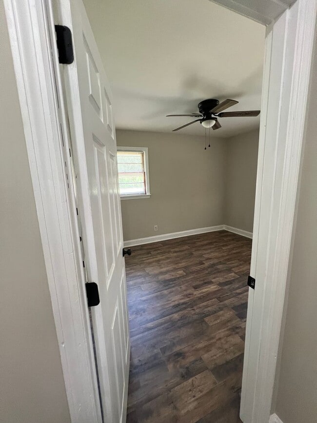 Photo - 836 White Oak Dr Unit C
