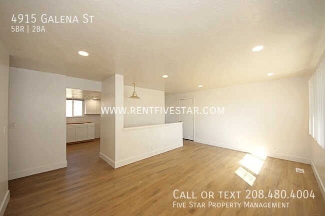 Photo - 4915 Galena Ave