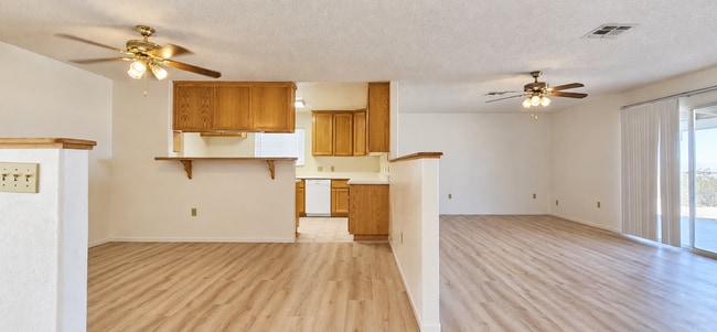 5563 Morongo Rd
