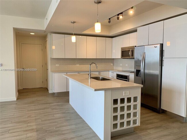 Photo - 999 SW 1st Ave Unit 2712