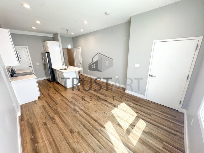 Photo - 1712 N Marshall St Unit 1