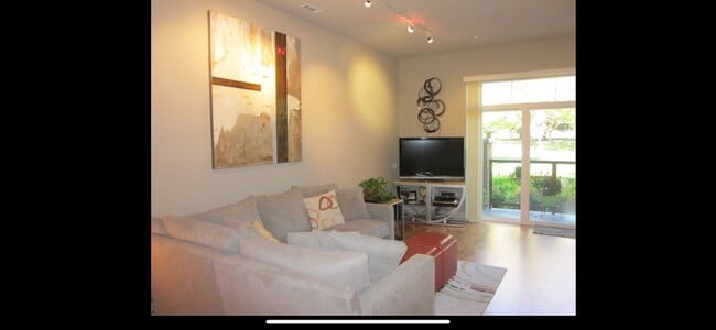 Photo - 5401 S Park Terrace Ave Unidad B108