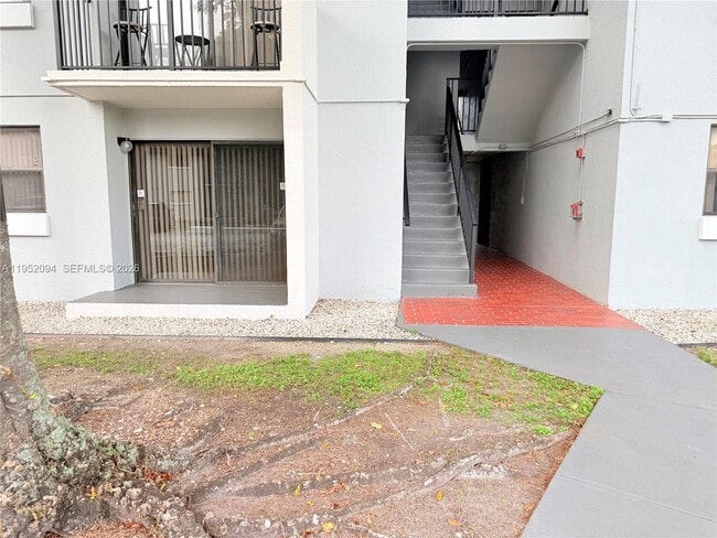 Photo - 7200 NW 179th St Unit 111