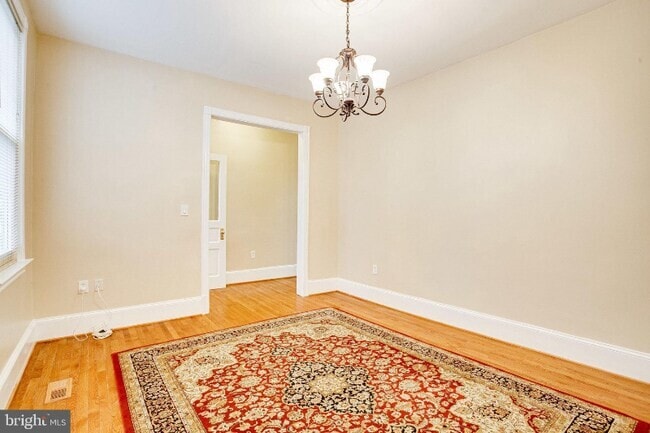 Photo - 1501 G St SE Unit #1