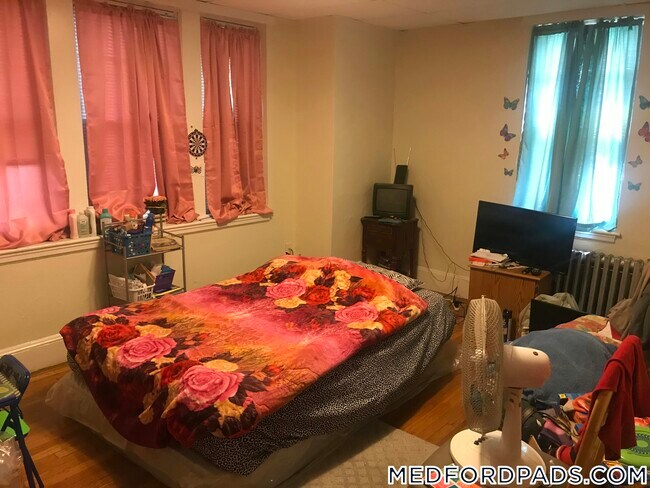 Photo - 53 Fellsway W Unit 9