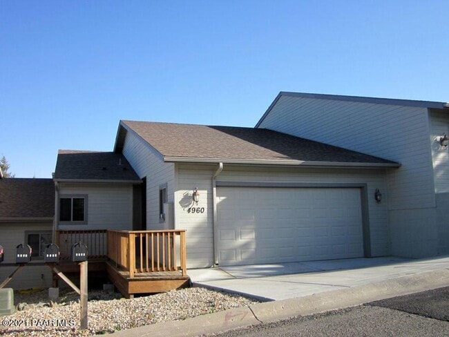 Building Photo - Cute Condo in Beautiful Yavapai Hills Community
