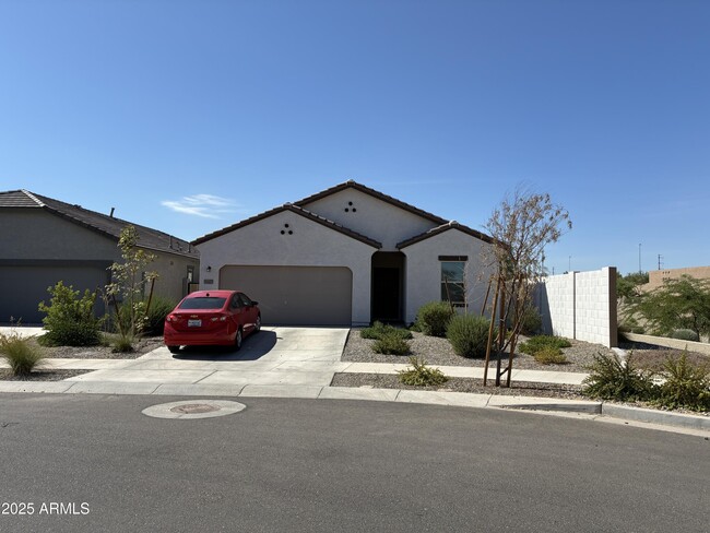 Building Photo - 16671 W Christy Dr Rental