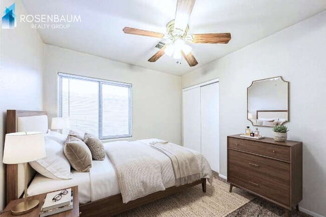 Photo - 9311 W Monroe St