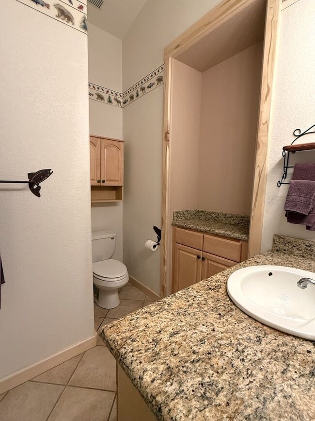 Photo - Beautiful 3BD/2BA Home In Lake Forest Comm...