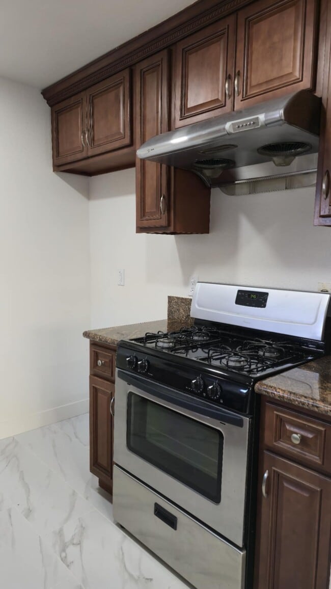 Photo - 10131 Beverly Ln