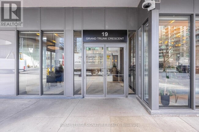 Photo - 19 Grand Trunk Crescent Unit 2103