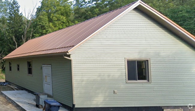 Building Photo - 1100 Valley Club Rd Unit A Rental
