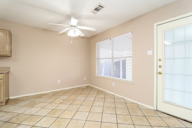 Photo - 1113 Darren Dr