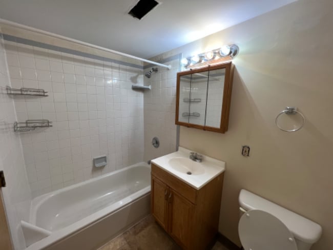 Photo - 1997 Walton Nicholson Rd