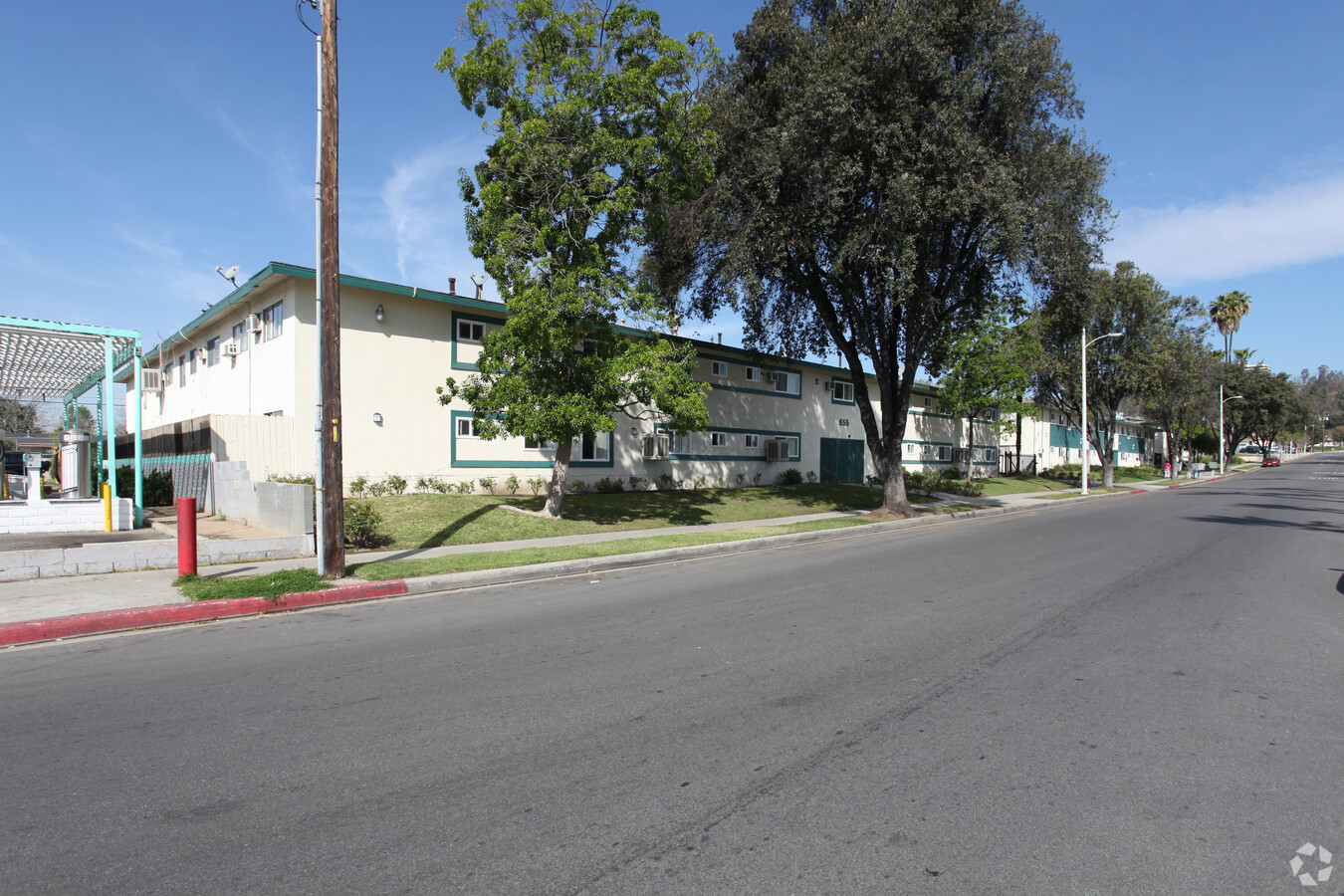 Driftwood Apartments - Driftwood Apartments