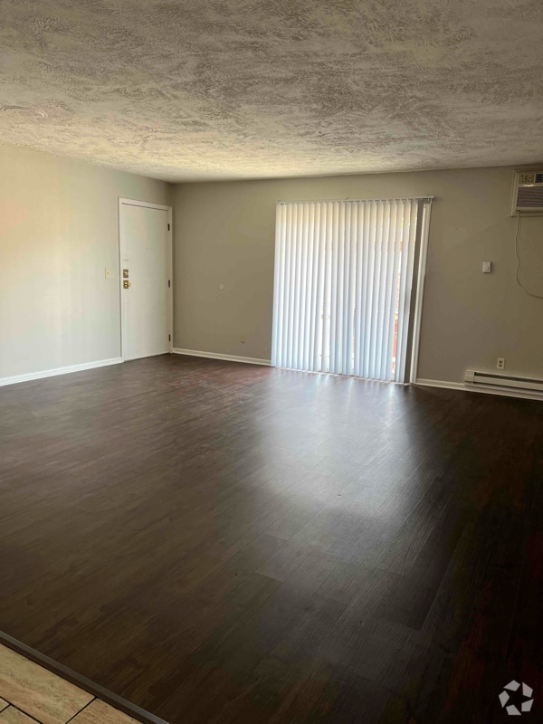 Building Photo - 4407 N 62nd St Rental