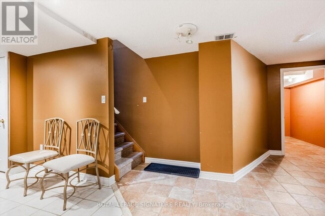 Photo - 6382 Donway Dr