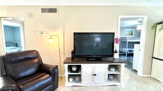 Building Photo - 6300 South Pointe Blvd Unit 222 Rental