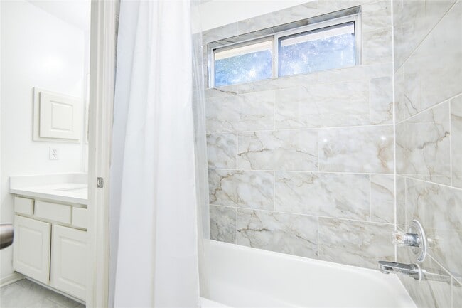 Photo - 14411 Chartley Falls Dr