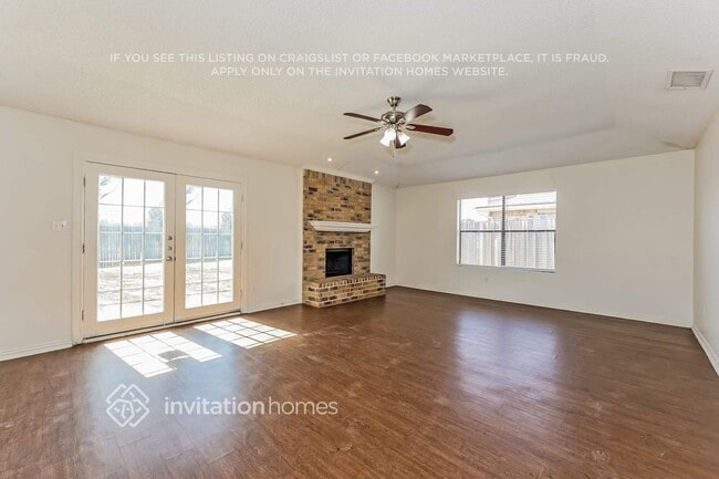 Photo - 654 Clover Ln