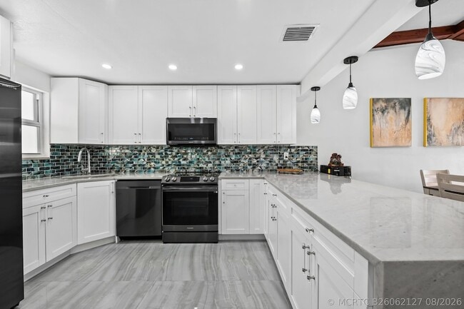 Photo - 2841 NE 33rd Ct Unit 403