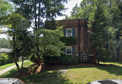 Building Photo - 226 Gerry Rd Unit 1 Rental