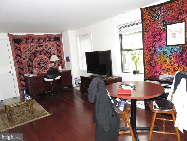 Photo - 1300 Spruce St Unidad 3A