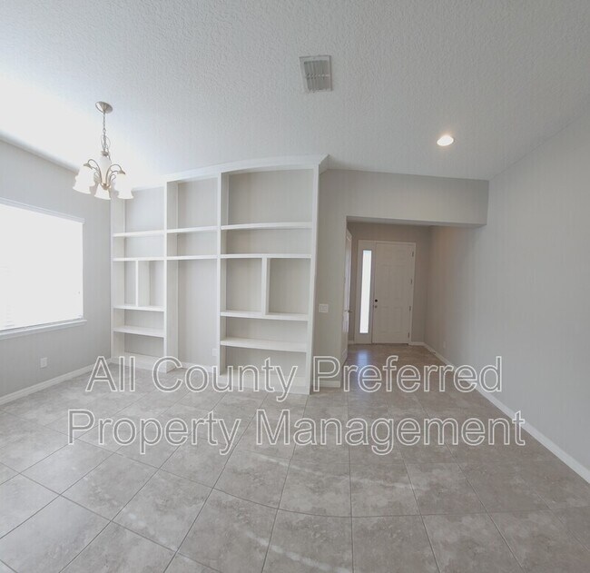 Photo - 1813 Hawksbill Ln