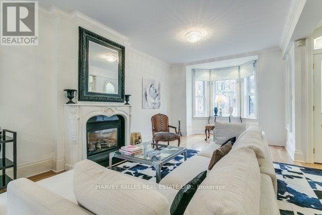 Photo - 99 Hazelton Ave