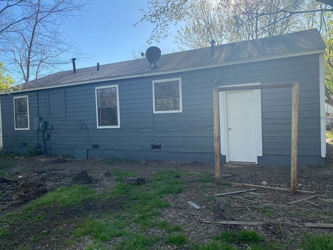 Building Photo - Beautiful Newly Remodeled Affordable Housi... Rental