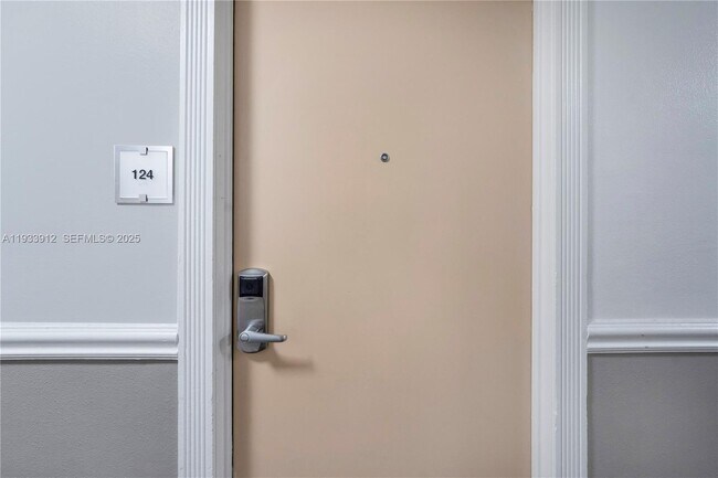 Photo - 19201 Collins Ave Unit 124