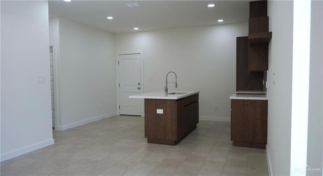 1301 Woodland Trails Unit 1