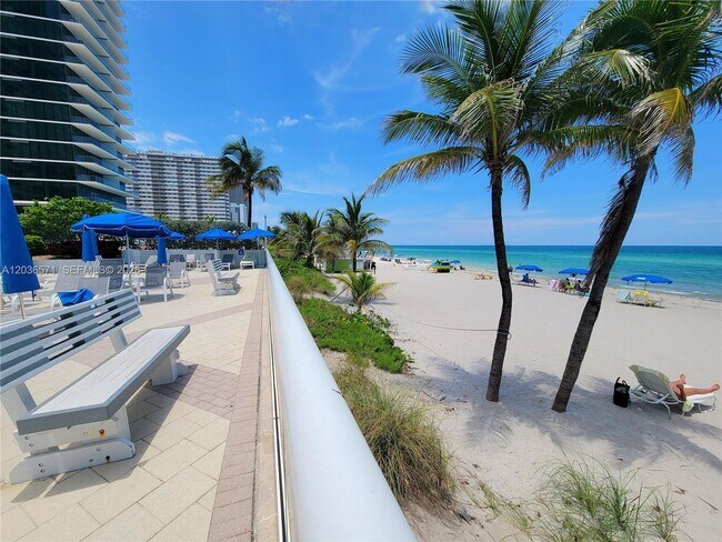 Building Photo - 2030 S Ocean Dr Unit 401