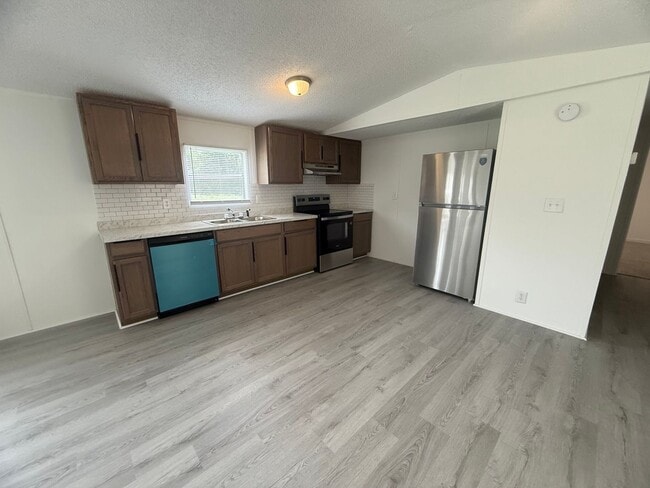Photo - Galivants Ferry - 3 Bedroom / 2 Bathroom M...