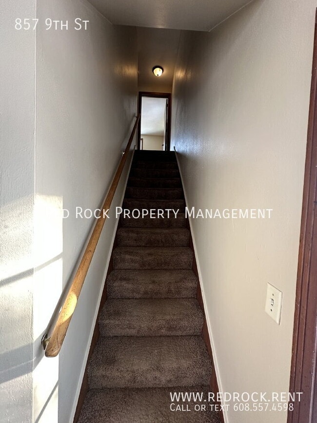 Photo - 857 9th St