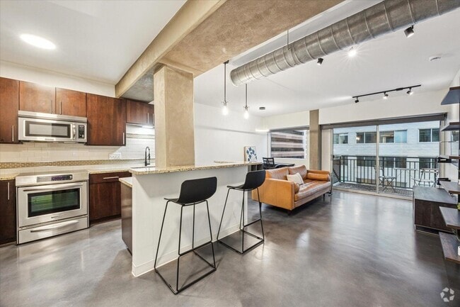 Building Photo - 800 Brazos St Unit 1002 Rental
