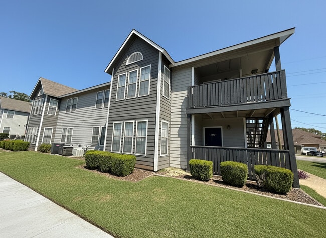 Building Photo - Rhodes Ferry