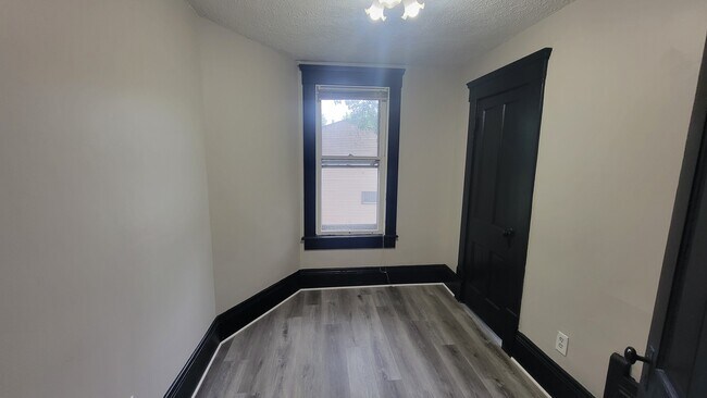 Photo - 84 Bittman St Unit UP