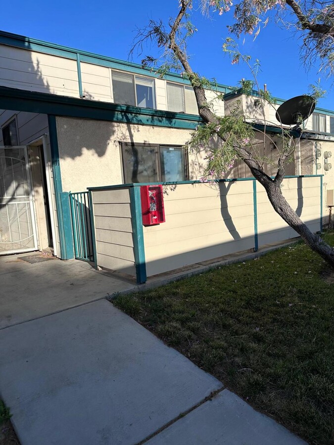 Front Door - 44520 15th St E Townhome