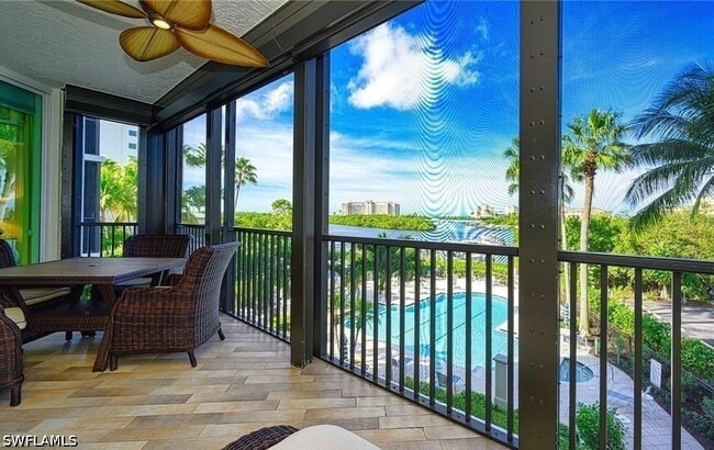 Building Photo - 430 Cove Tower Dr Unit 302