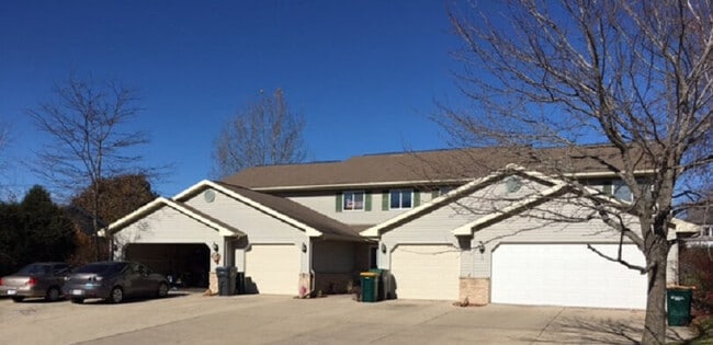 Building Photo - Blackhawk